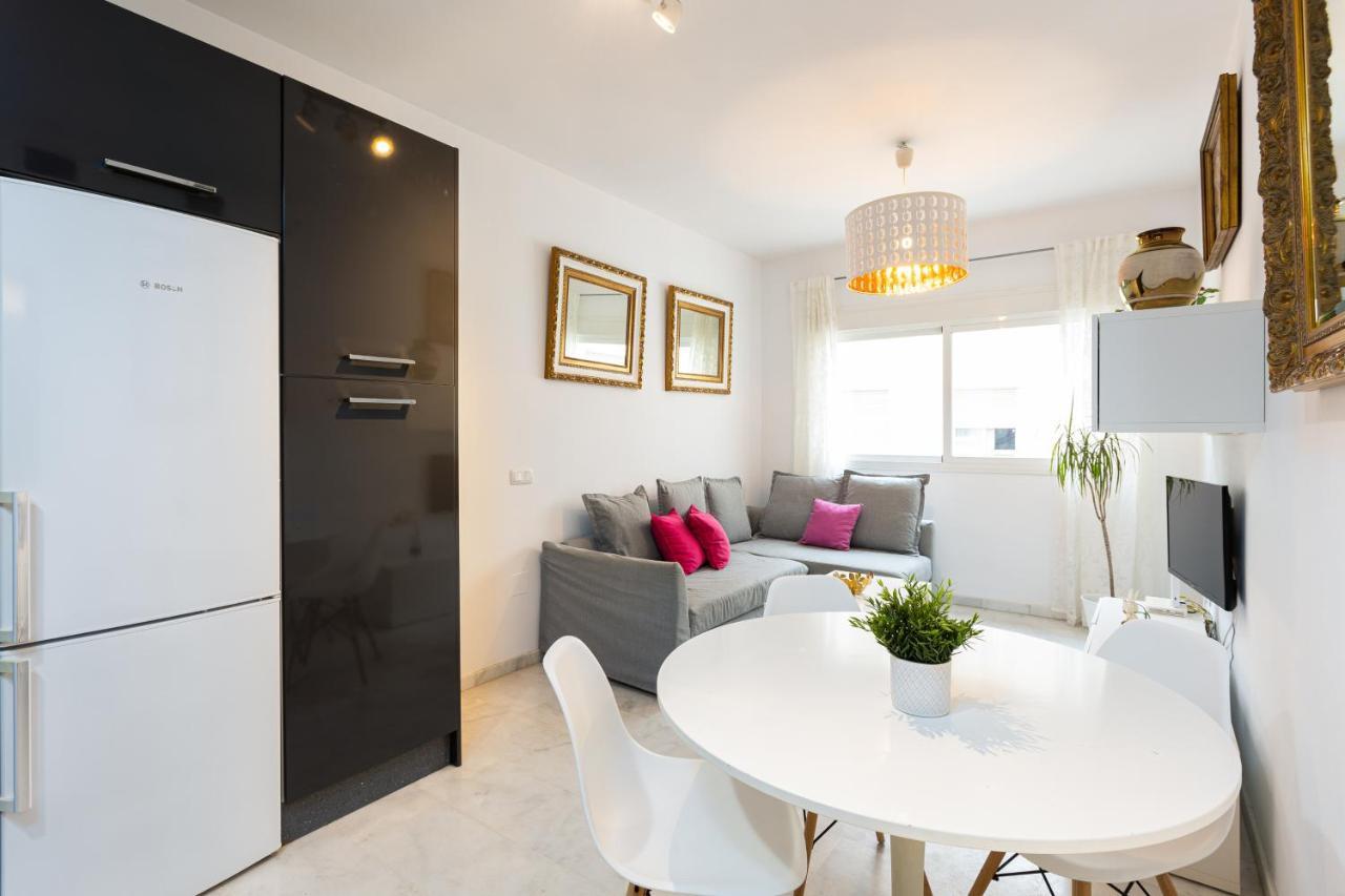 Holidays2Malaga Carrera Capuchinos Free Parking Aircon Downtown Екстер'єр фото