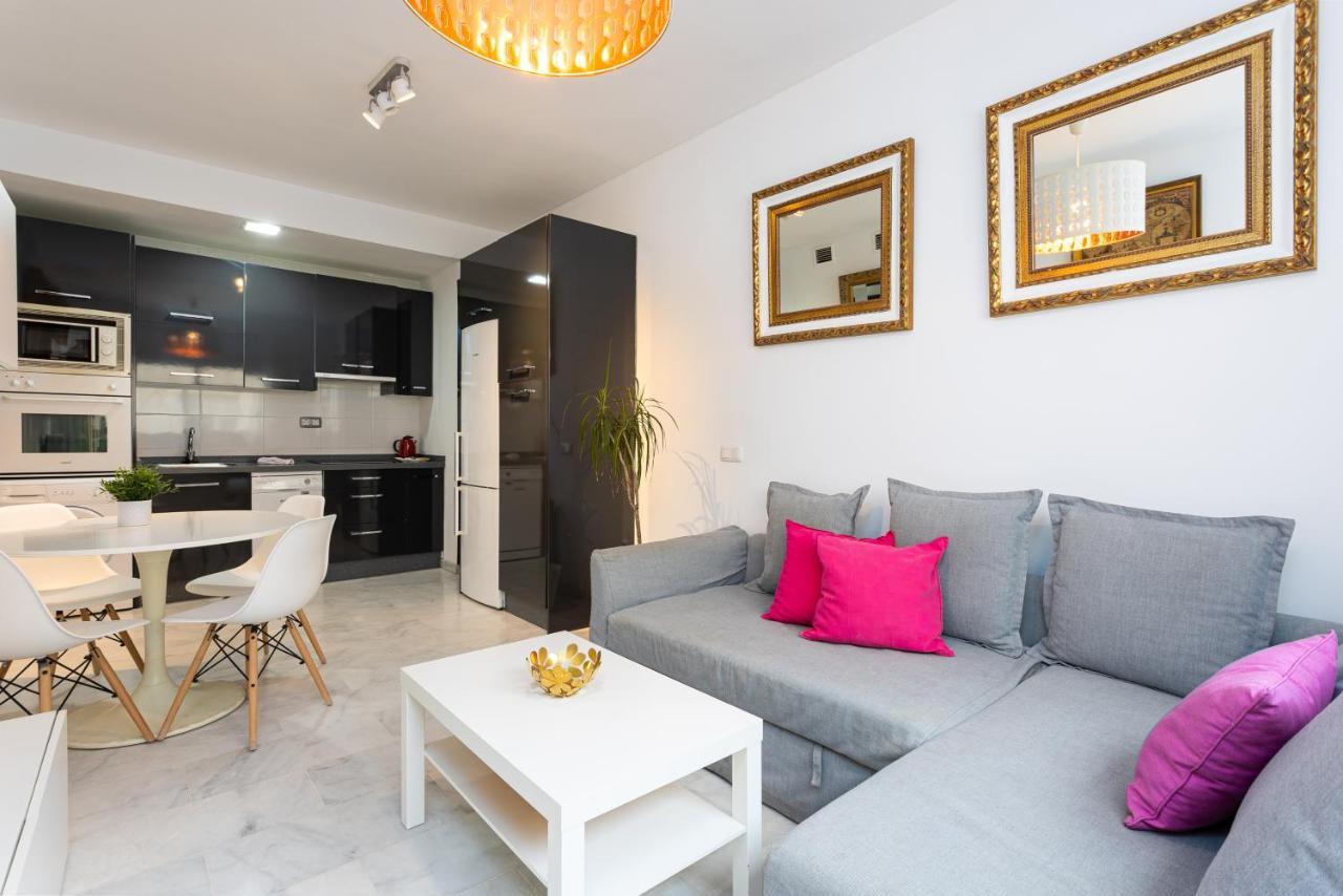Holidays2Malaga Carrera Capuchinos Free Parking Aircon Downtown Екстер'єр фото