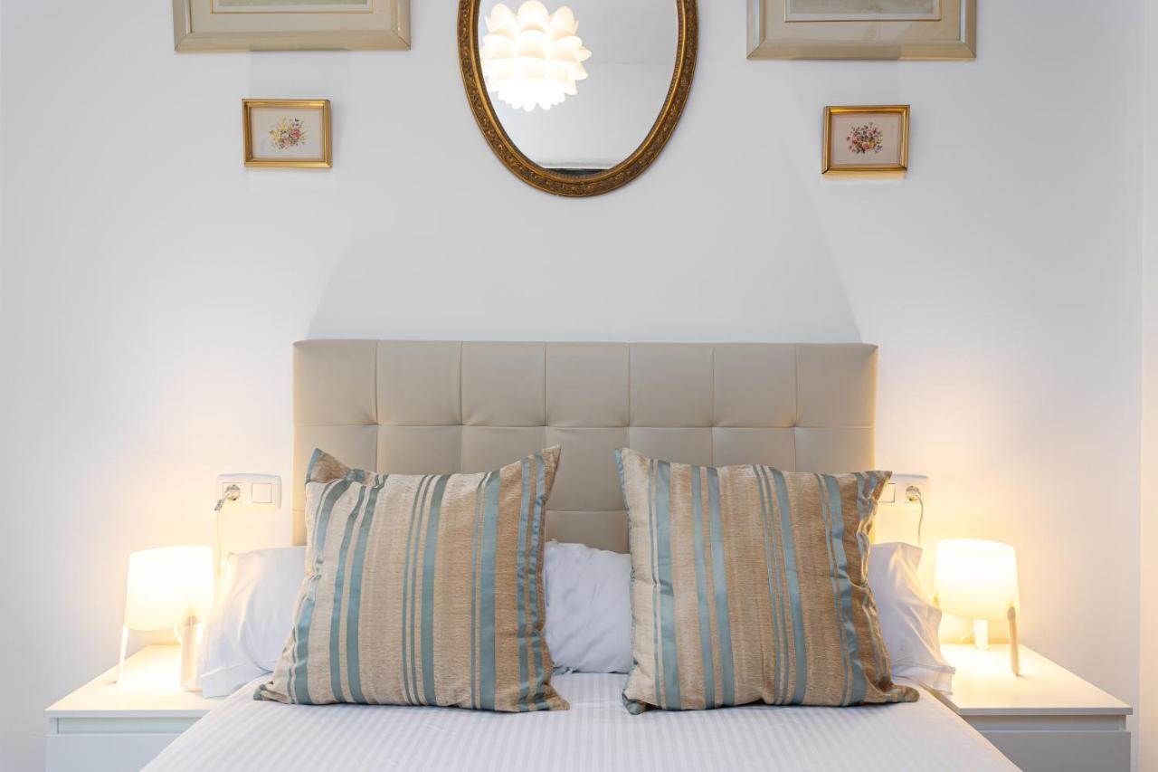Holidays2Malaga Carrera Capuchinos Free Parking Aircon Downtown Екстер'єр фото